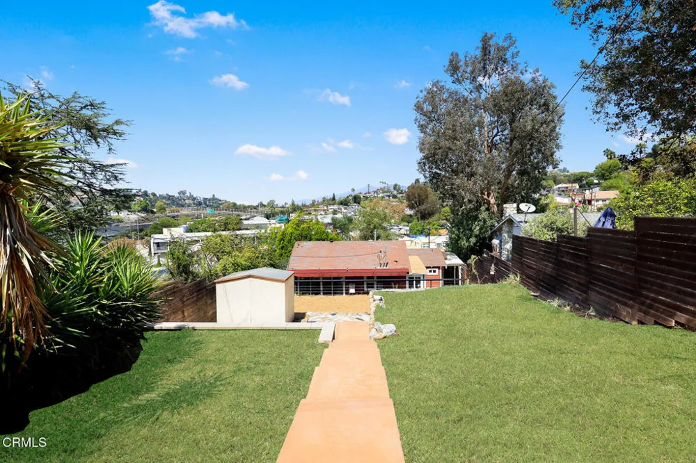 2720 Cunard Street Los Angeles, CA 90065