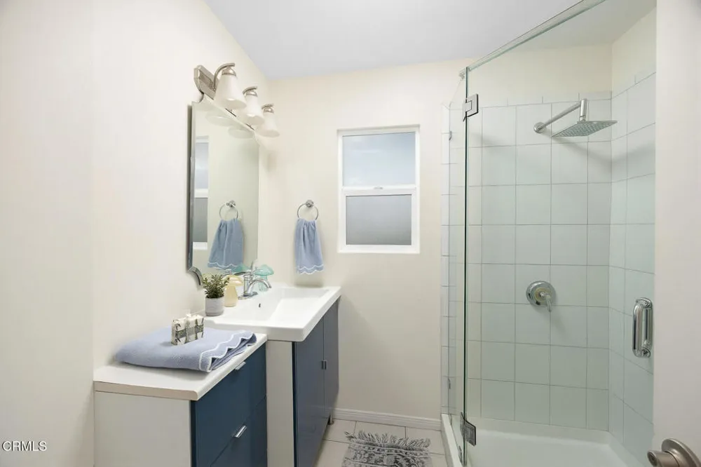 2720 Cunard Street Los Angeles, CA 90065