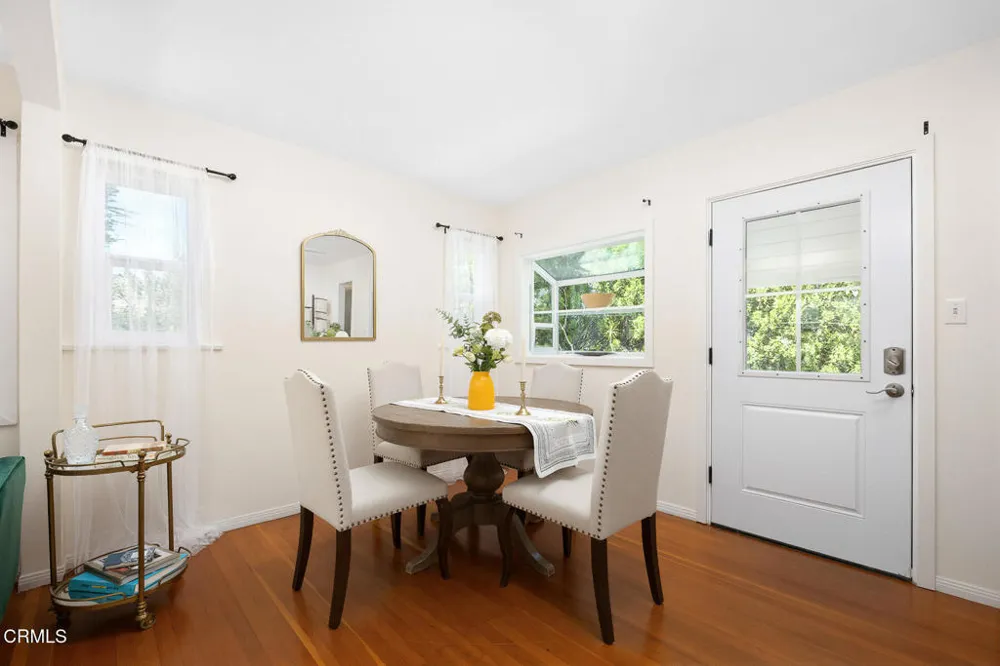 2720 Cunard Street Los Angeles, CA 90065