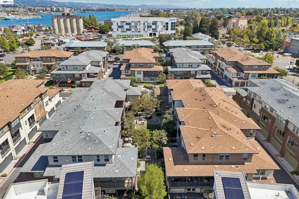 457 Diller Street Alameda, CA 94501