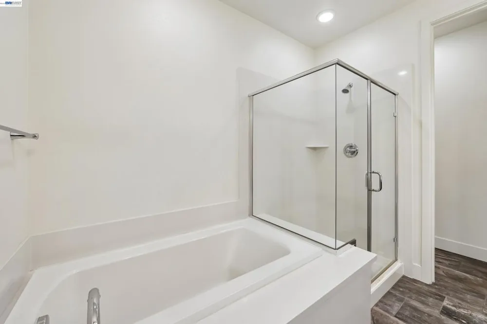 457 Diller Street Alameda, CA 94501