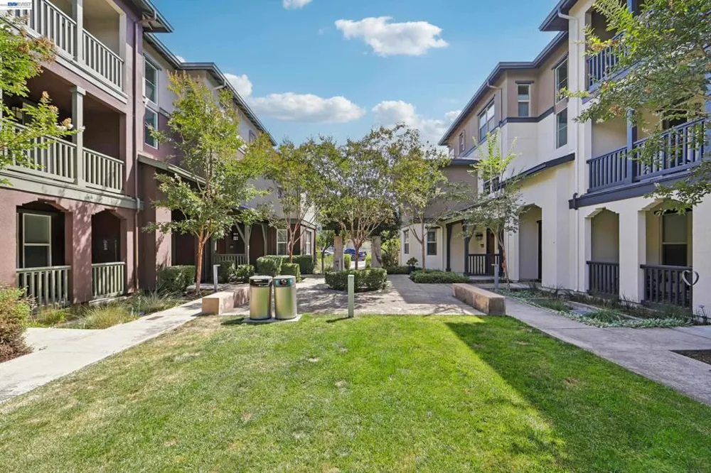 457 Diller Street Alameda, CA 94501