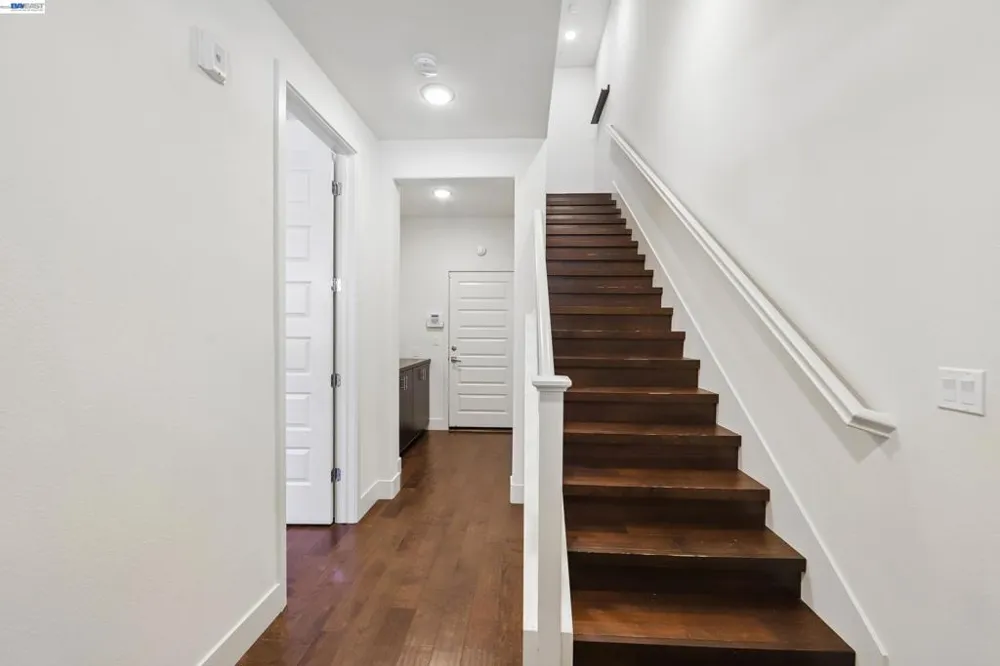 457 Diller Street Alameda, CA 94501