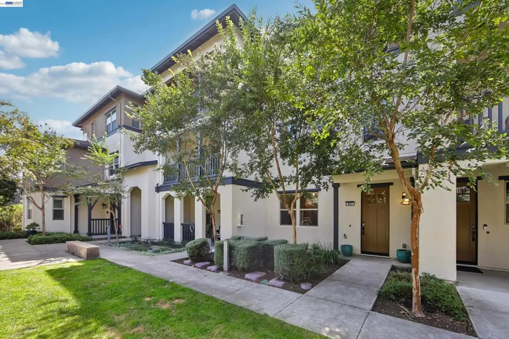 457 Diller Street Alameda, CA 94501