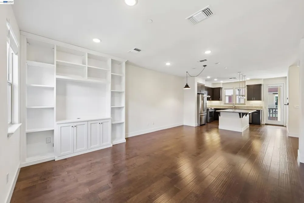 457 Diller Street Alameda, CA 94501