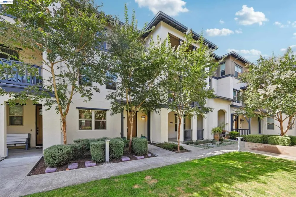 457 Diller Street Alameda, CA 94501