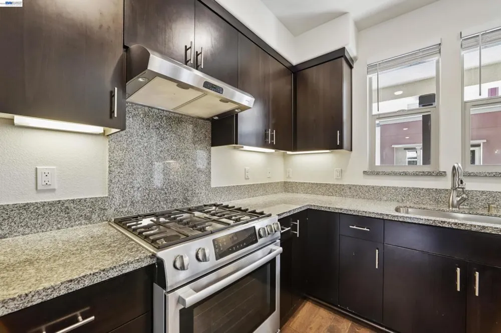 457 Diller Street Alameda, CA 94501