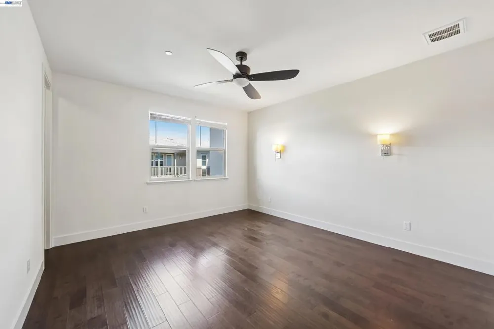 457 Diller Street Alameda, CA 94501
