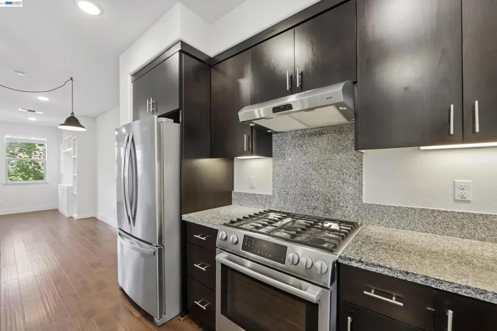 457 Diller Street Alameda, CA 94501
