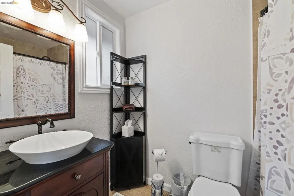 19369 Ferretti Rd Groveland, CA 95321