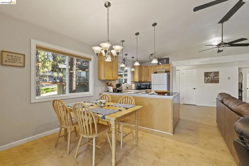 19369 Ferretti Rd Groveland, CA 95321