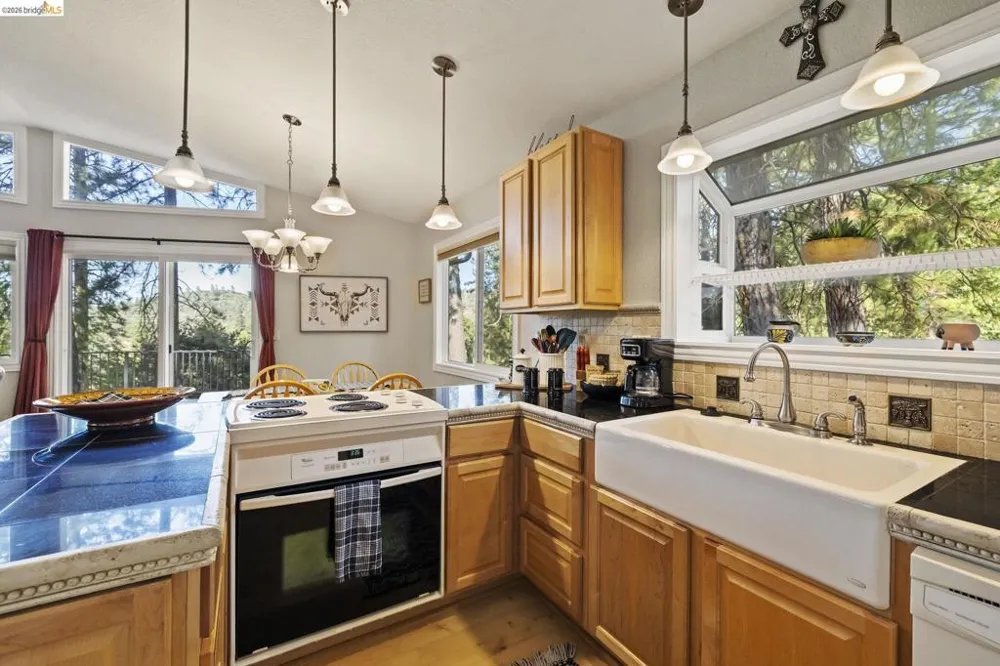 19369 Ferretti Rd Groveland, CA 95321
