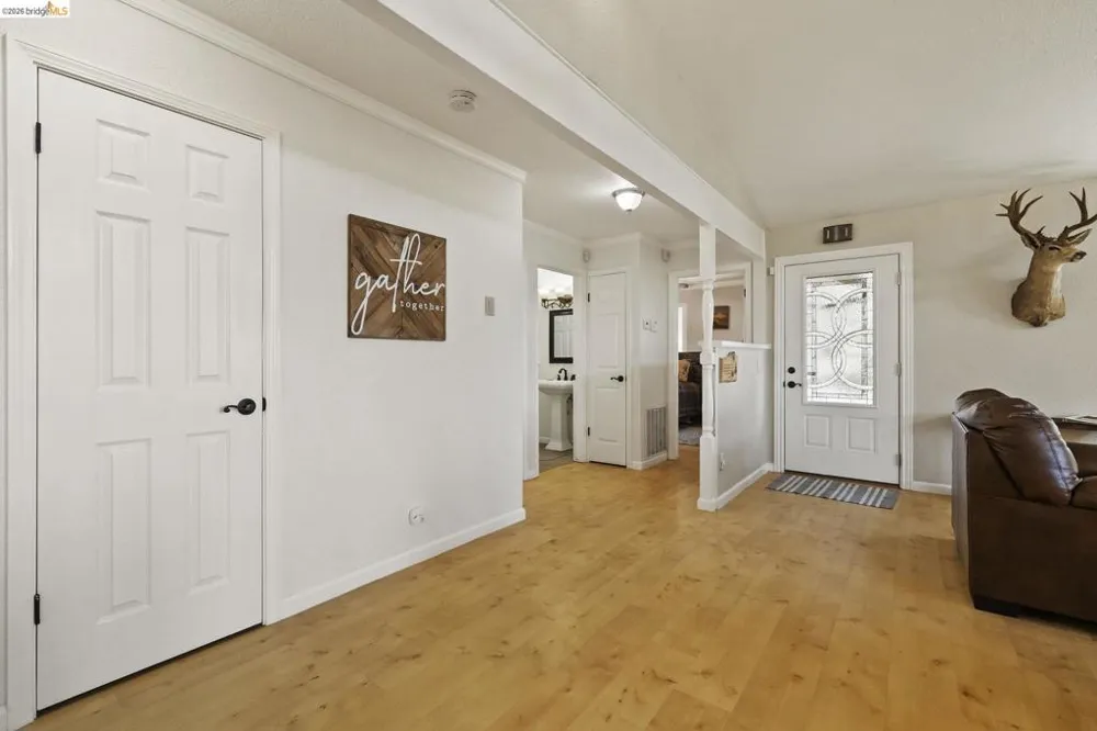 19369 Ferretti Rd Groveland, CA 95321
