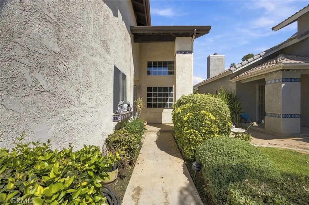 8216 Willowglen Bakersfield, CA 93311