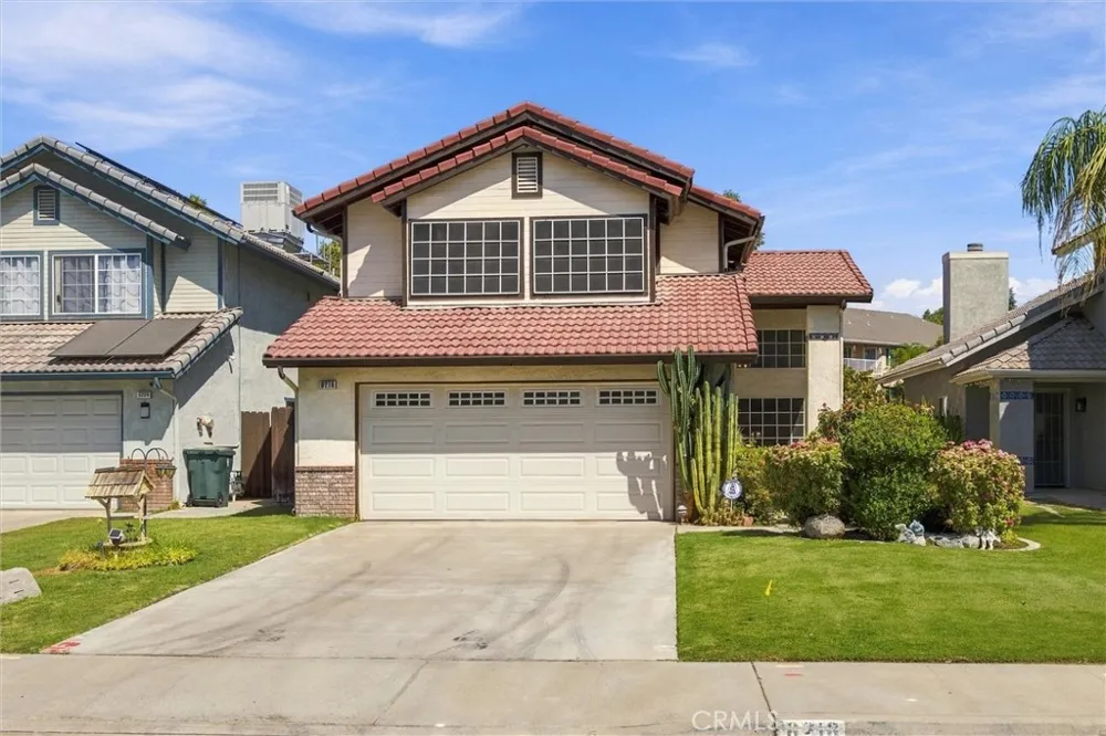 8216 Willowglen Bakersfield, CA 93311