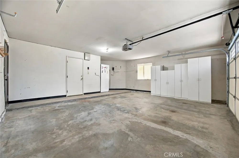 8216 Willowglen Bakersfield, CA 93311