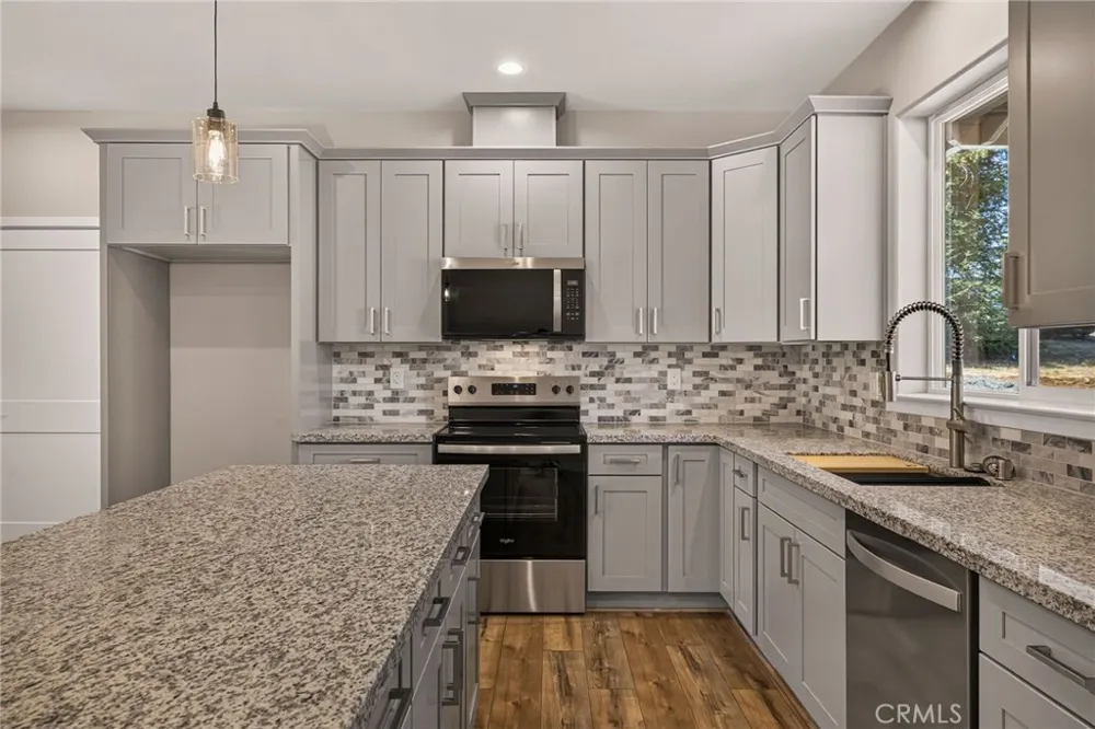 1604 Rowyn Paradise, CA 95969