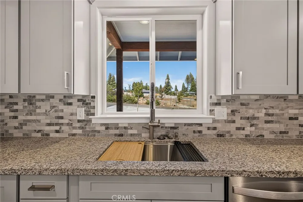 1604 Rowyn Paradise, CA 95969