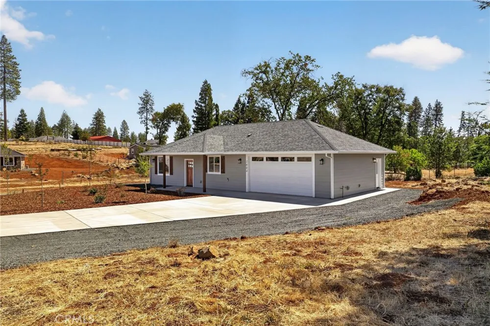 1604 Rowyn Paradise, CA 95969
