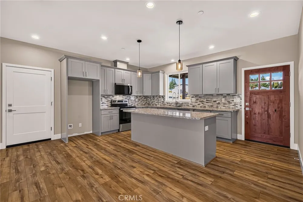 1604 Rowyn Paradise, CA 95969