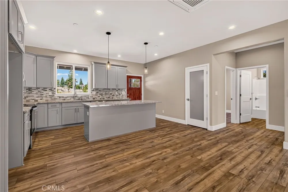 1604 Rowyn Paradise, CA 95969