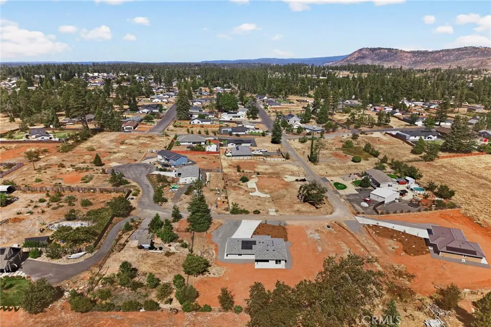 1604 Rowyn Paradise, CA 95969