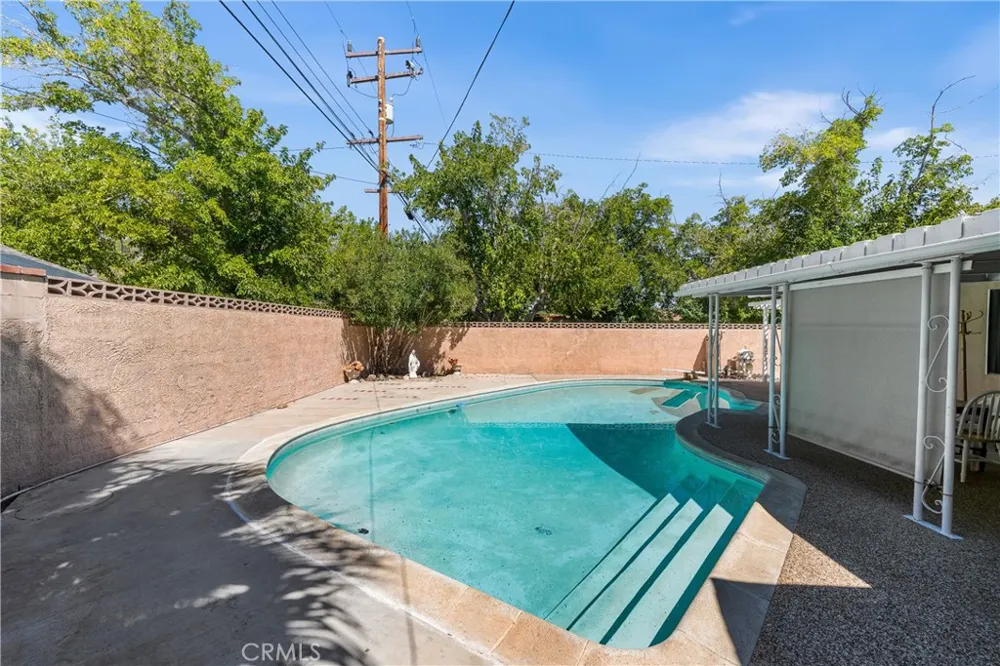 1152 E Avenue J1 Lancaster, CA 93535