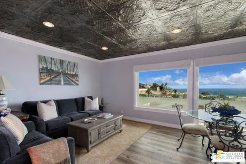 251 Lower Cliff Drive #10