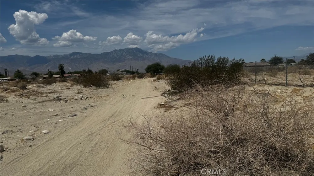 El Centro Way Thousand Palms, CA 92276