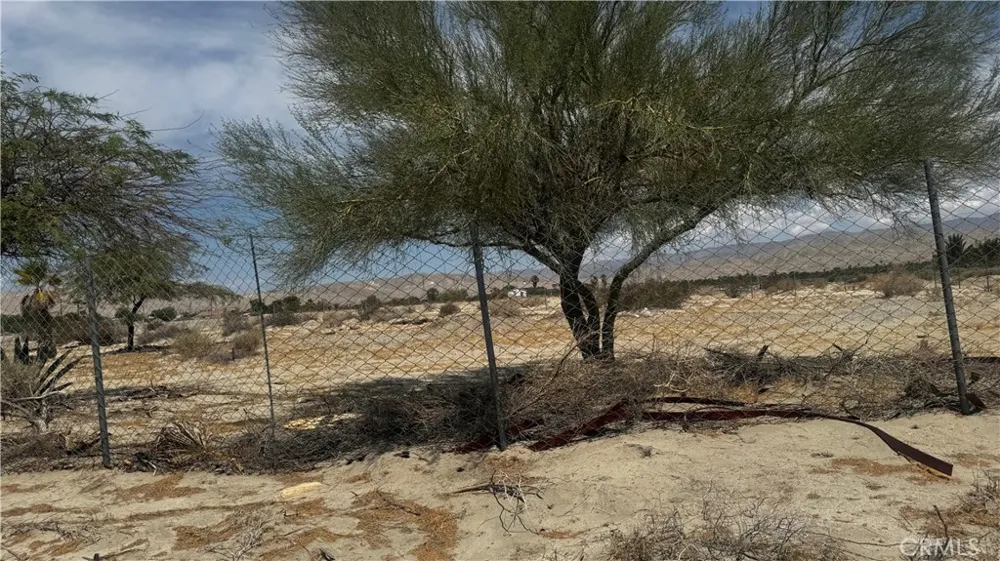 El Centro Way Thousand Palms, CA 92276