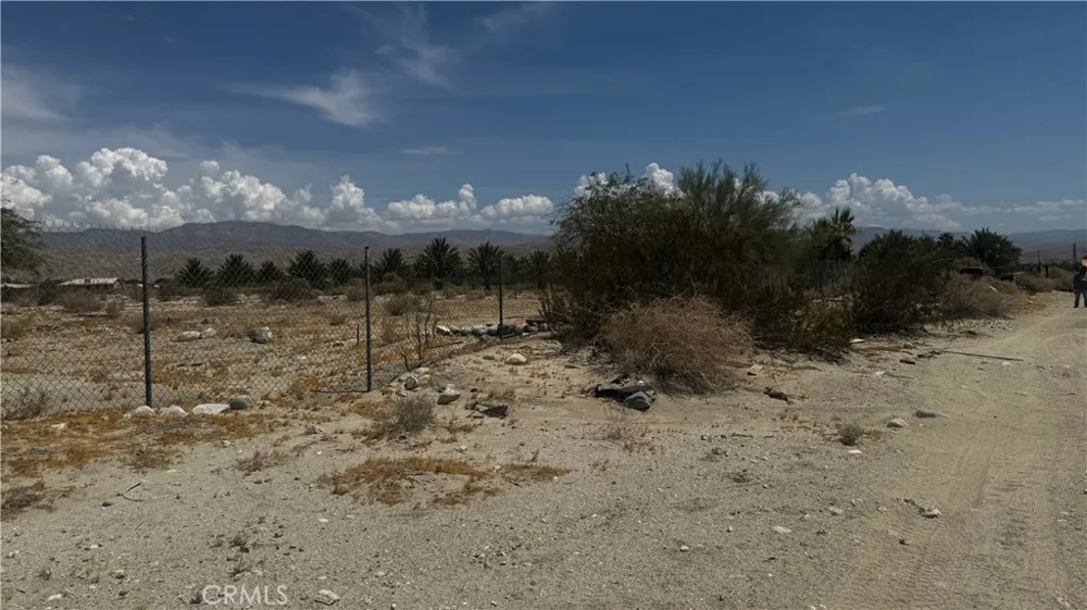 El Centro Way Thousand Palms, CA 92276