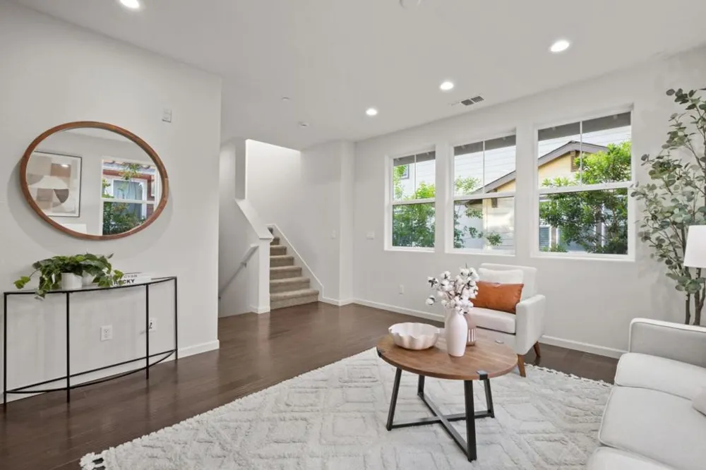 2104 Vincenzo San Jose, CA 95133