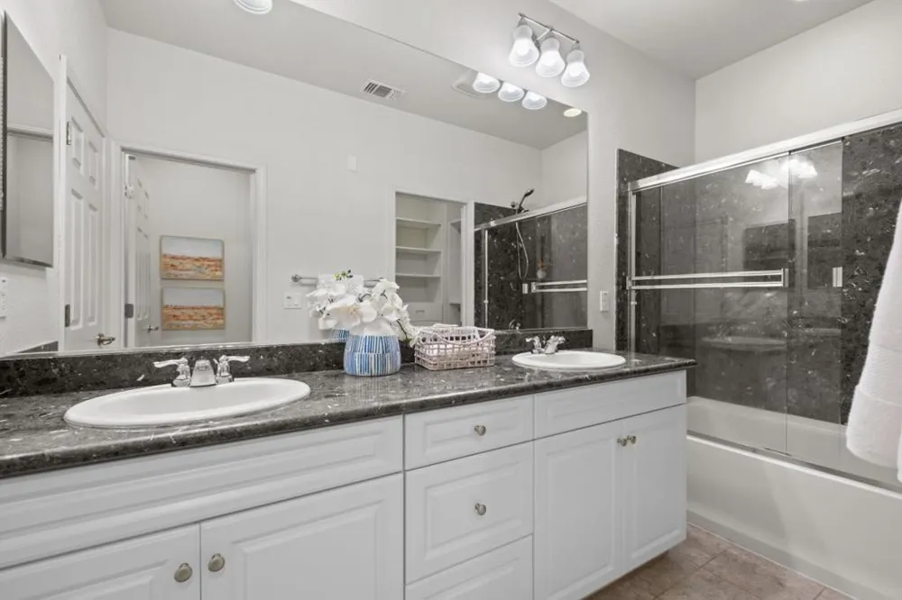 2104 Vincenzo San Jose, CA 95133