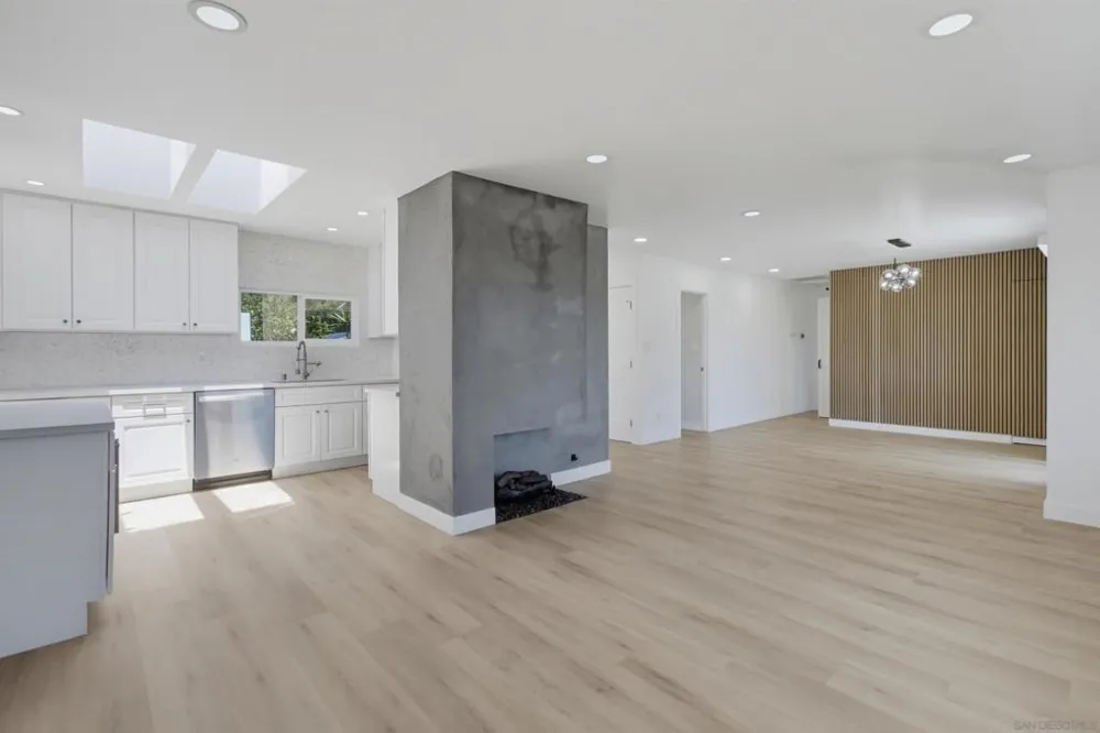 6201 Lorca Dr #Main San Diego, CA 92115