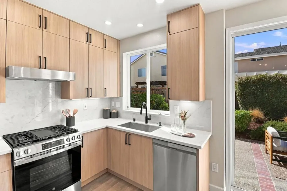 30 Oxford Place Belmont, CA 94002