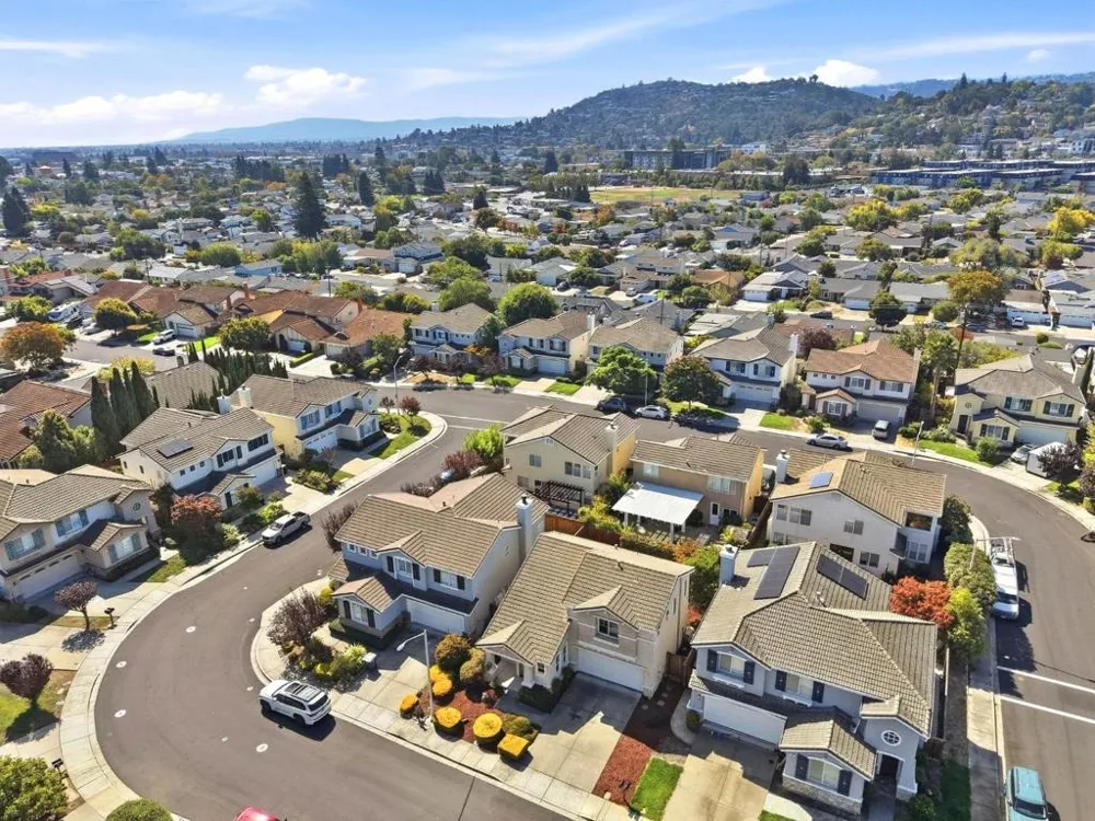 30 Oxford Place Belmont, CA 94002
