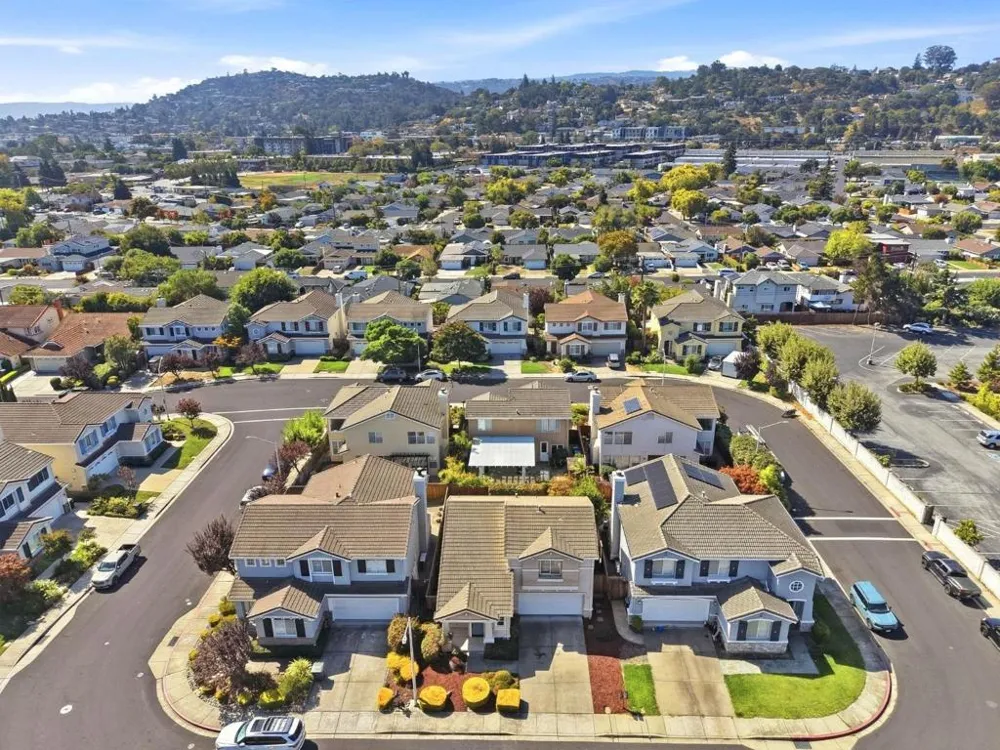 30 Oxford Place Belmont, CA 94002