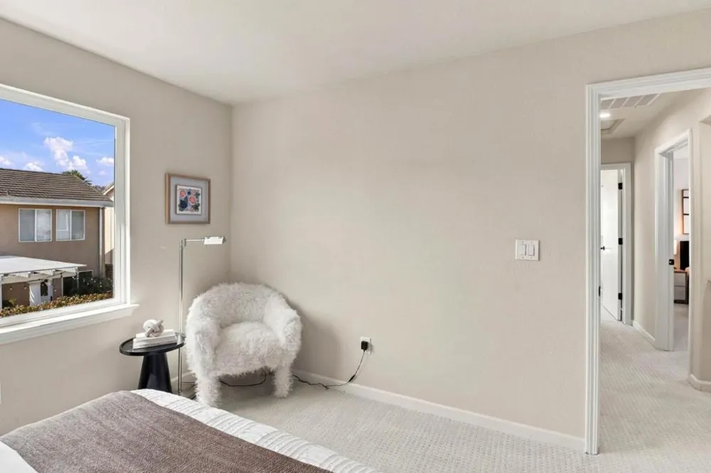 30 Oxford Place Belmont, CA 94002