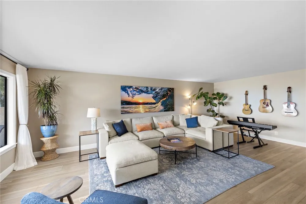 320 Encino Lane #2 San Clemente, CA 92672