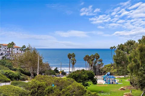 320 Encino Lane #2