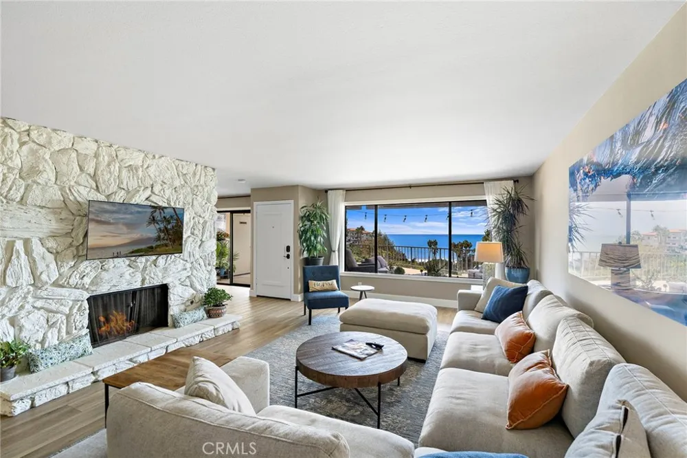 320 Encino Lane #2 San Clemente, CA 92672