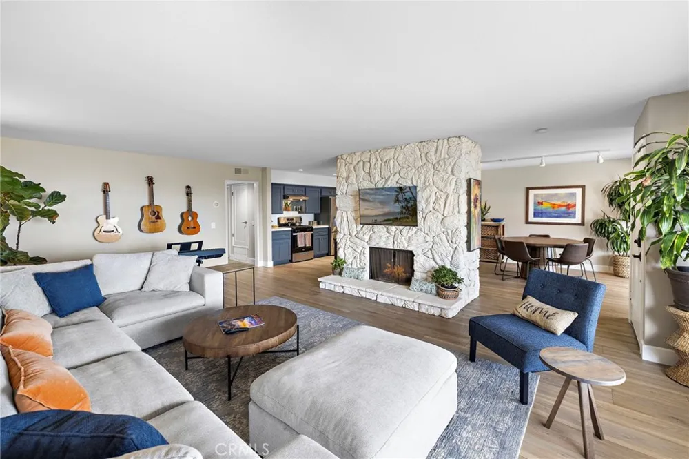 320 Encino Lane #2 San Clemente, CA 92672