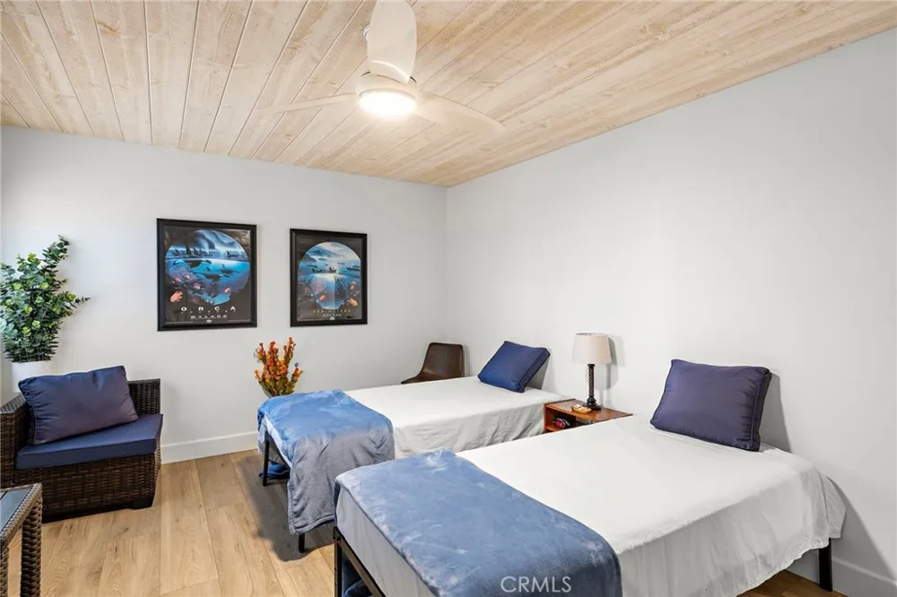 320 Encino Lane #2 San Clemente, CA 92672