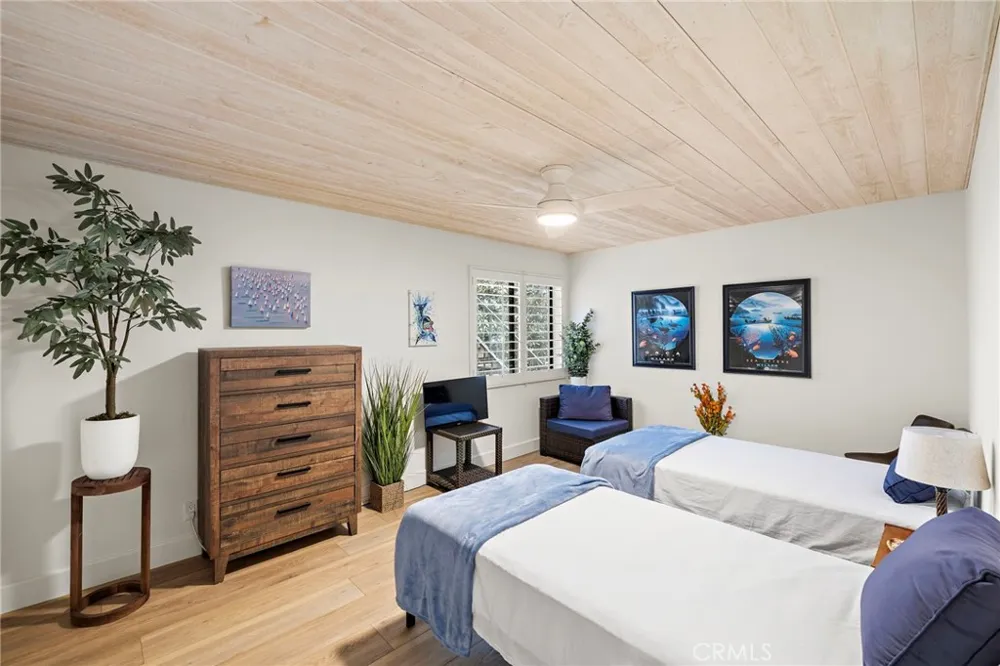 320 Encino Lane #2 San Clemente, CA 92672