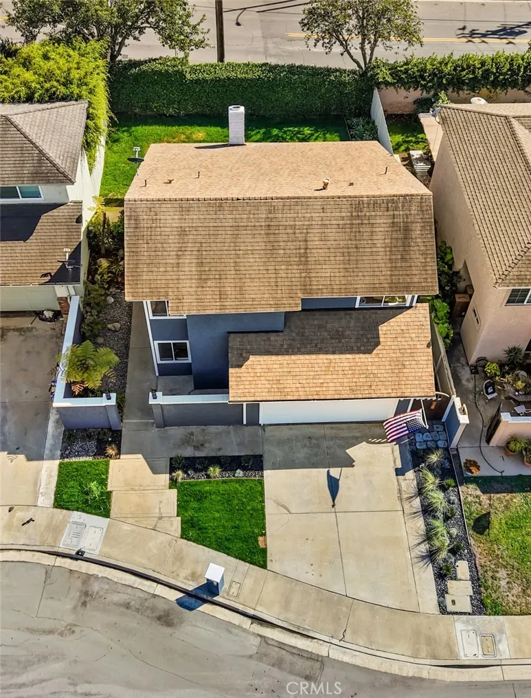 987 Modjeska Costa Mesa, CA 92627