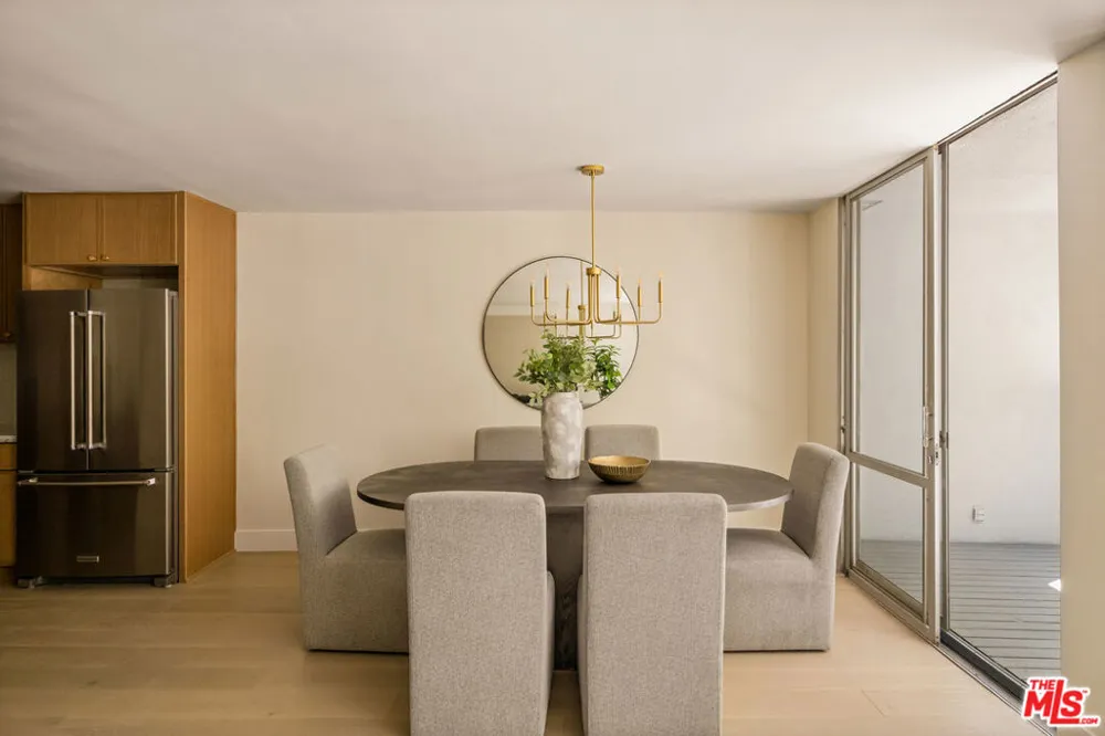 848 Kings Road #208 West Hollywood, CA 90069