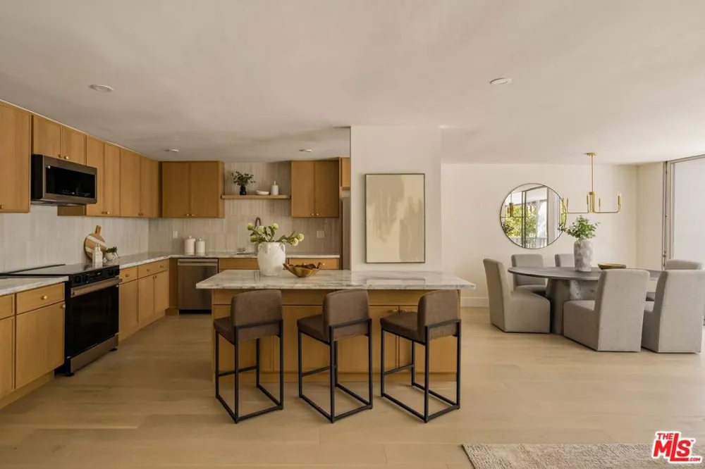 848 Kings Road #208 West Hollywood, CA 90069