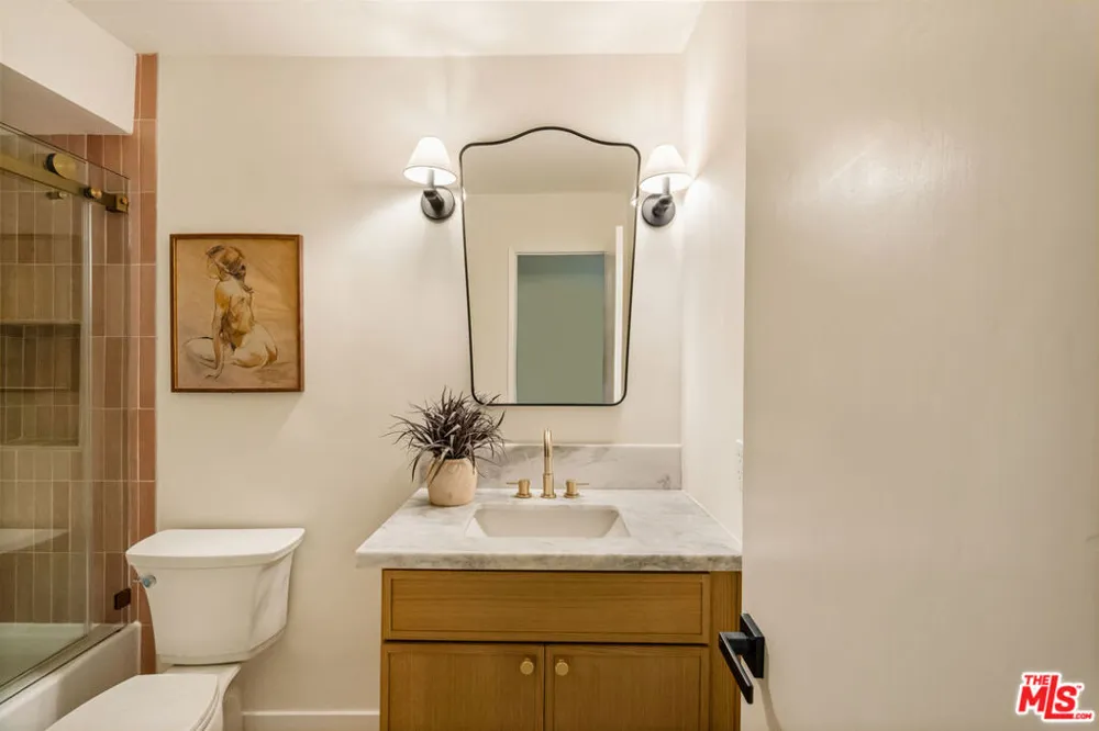 848 Kings Road #208 West Hollywood, CA 90069