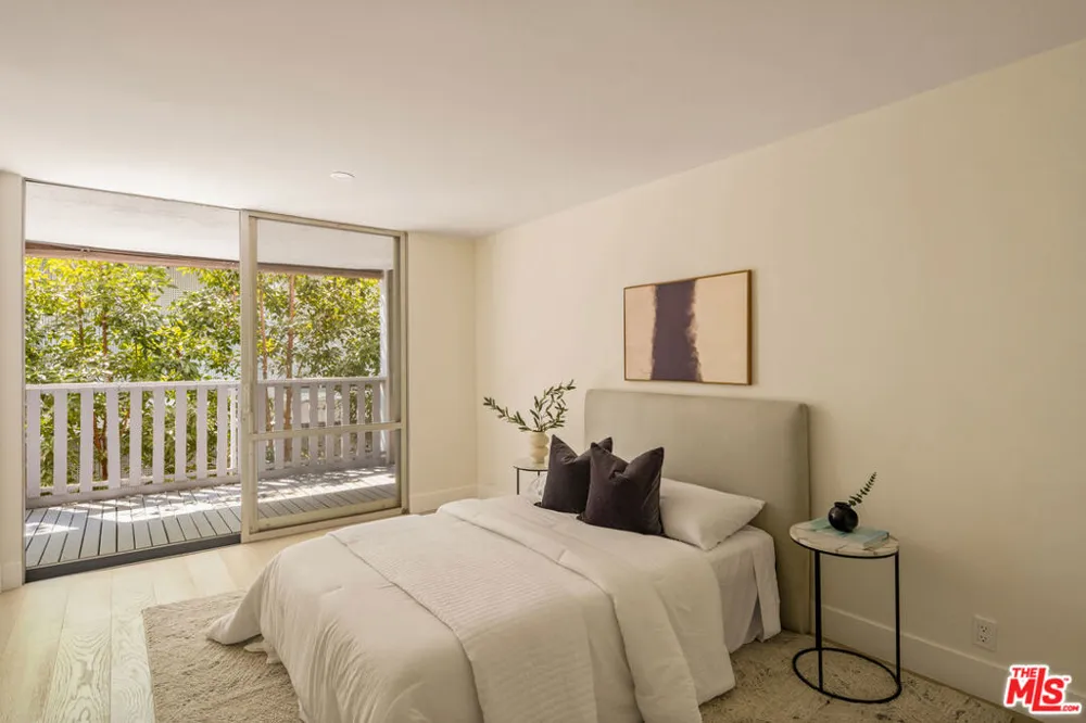 848 Kings Road #208 West Hollywood, CA 90069