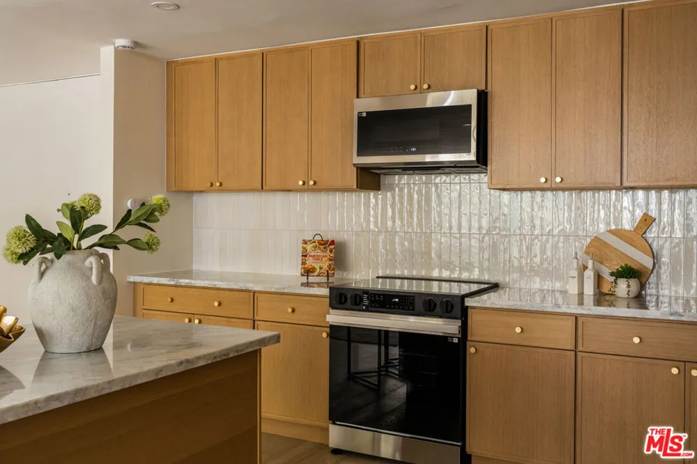 848 Kings Road #208 West Hollywood, CA 90069